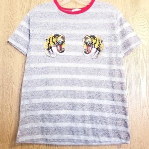 love J Raised Tiger Patch Gray Burnout Fabric Tee